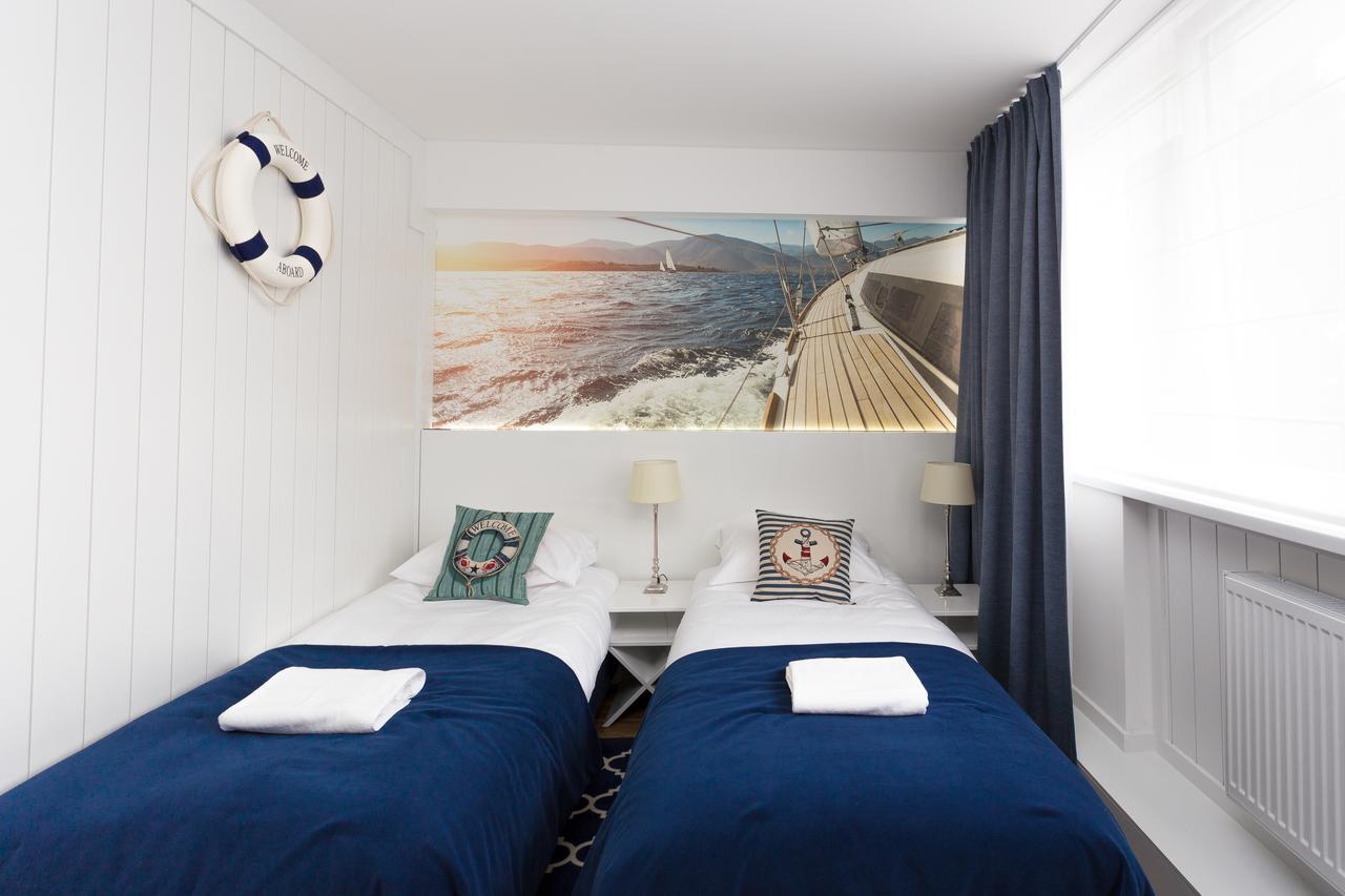 Blekitny Zagiel Aparthotel กดิเนีย ภายนอก รูปภาพ